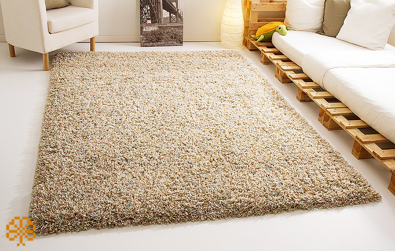 Long pile carpet